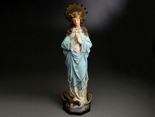 戴冠の聖母マリア像　