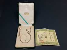 金