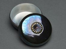 菊花紋章 ボンボニエール