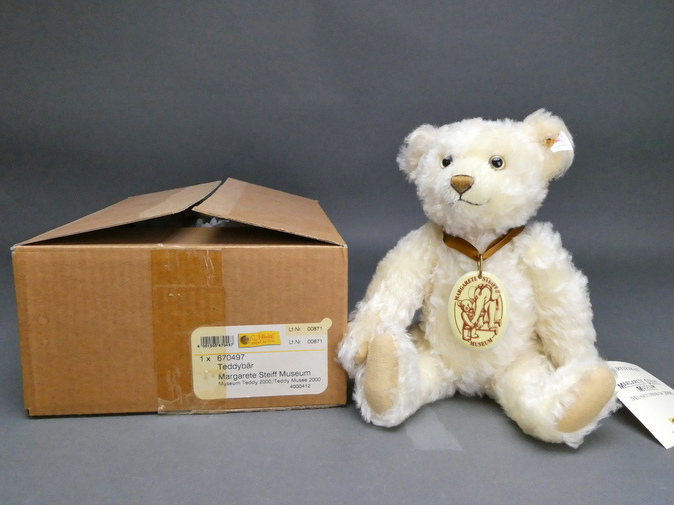 ミュージアムベア 2000