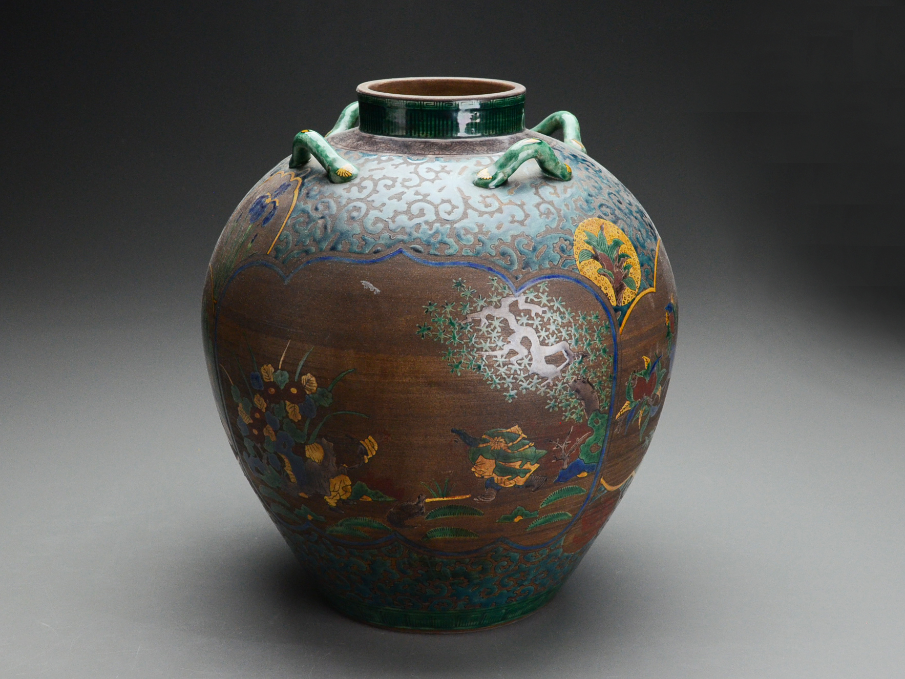 陶器と磁器の見分け方は簡単！音・見た目・高台の3つの違い