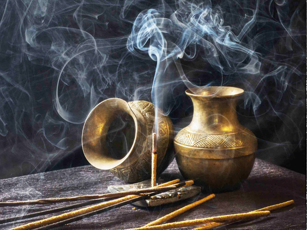 香木「伽羅(きゃら)」とは?