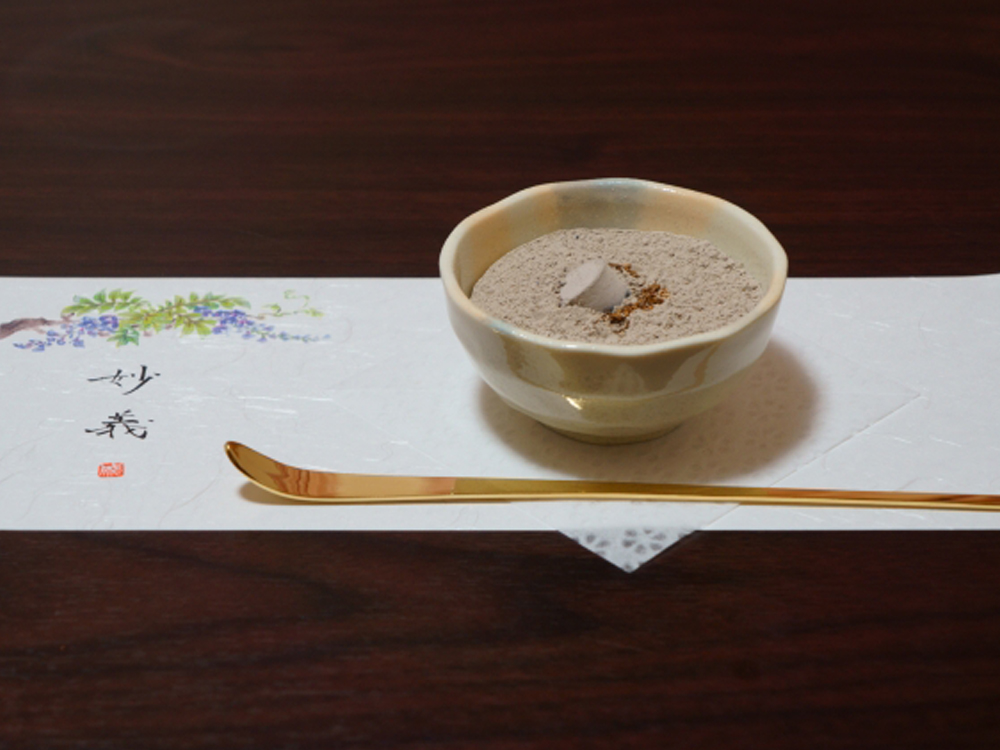 沈香とは?