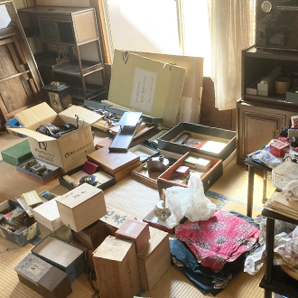 骨董品 まとめて 買取画像 コレクション品 現場画像