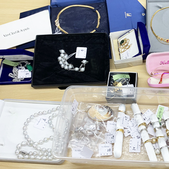 貴金属 指輪 ネックレス 宝石 真珠 まとめて買取画像